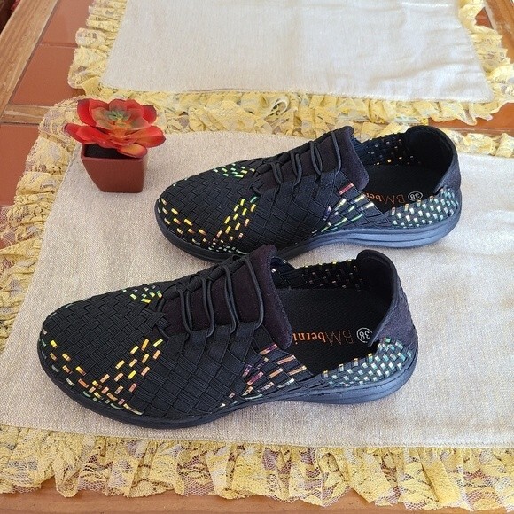 Bernie Mev comfortable multi colored shoes with removeable foot insert - Picture 3 of 9